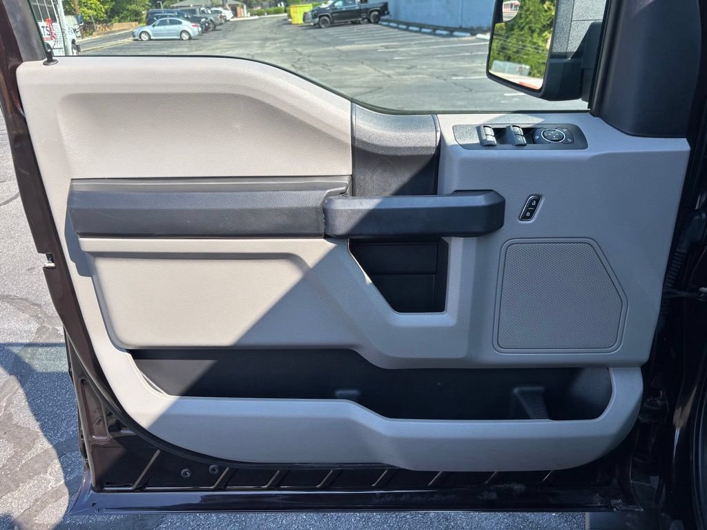 Used 2019 Ford F150 XL w/ Equipment Group 101A Mid AWD/4WD image 17