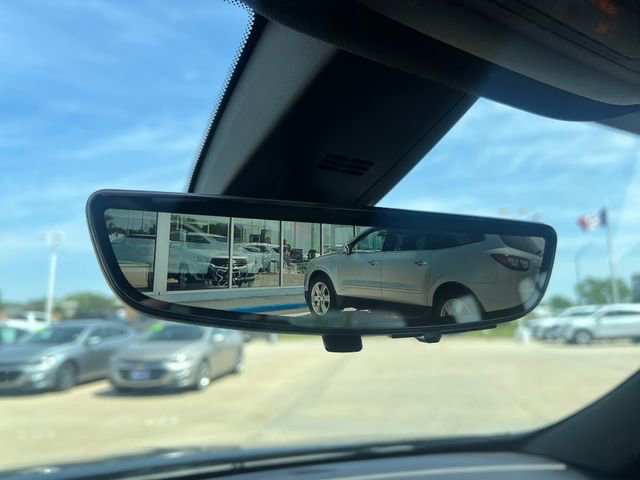 Certified 2023 Chevrolet Traverse RS w/ LPO, Floor Liner Package AWD/4WD image 26
