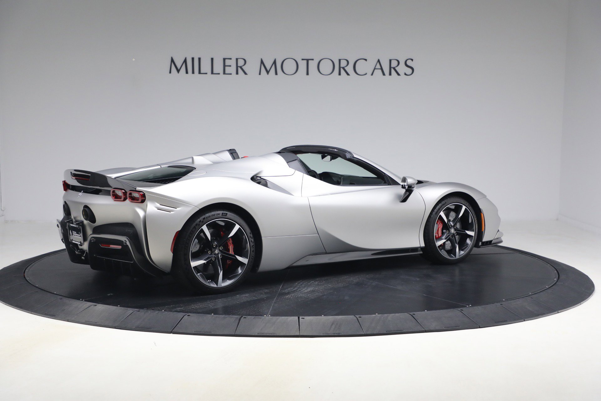 Certified 2023 Ferrari SF90 Spider AWD/4WD image 9