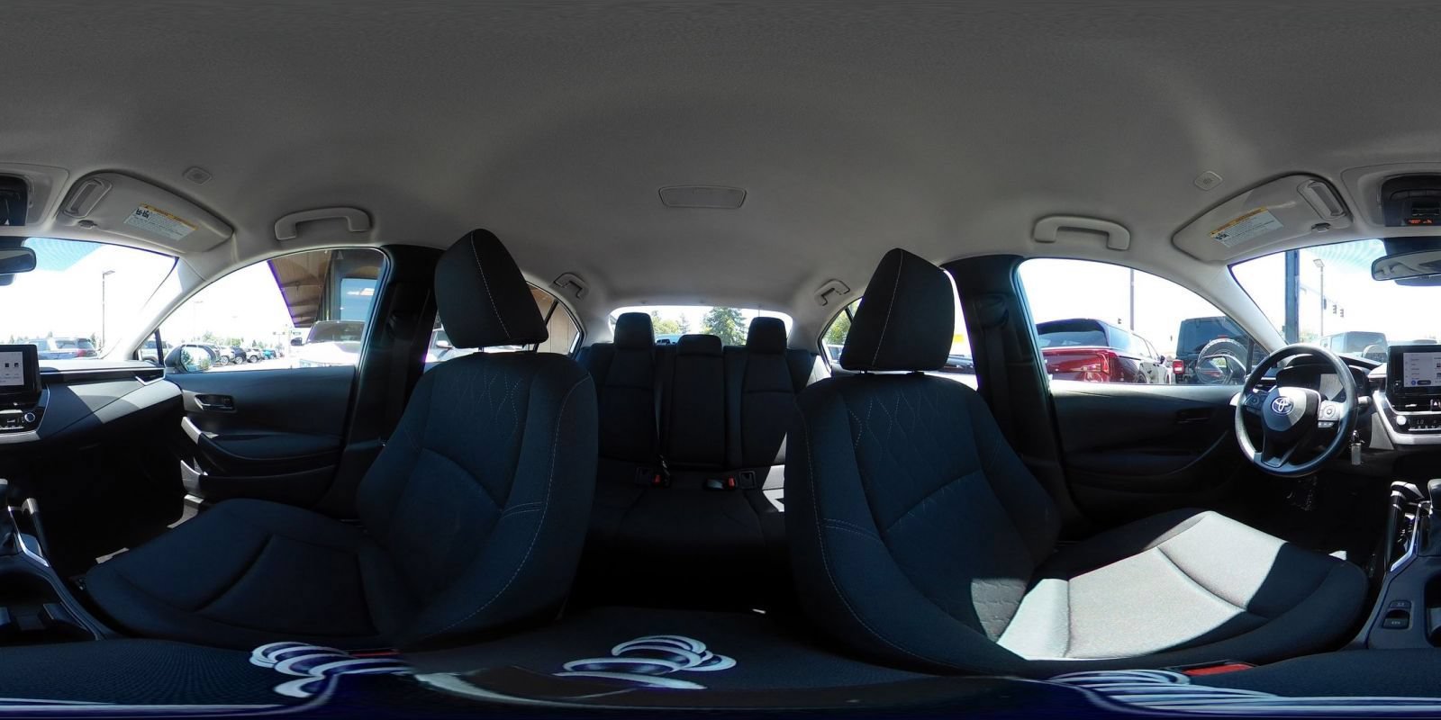 Used 2025 Toyota Corolla LE FWD image 42