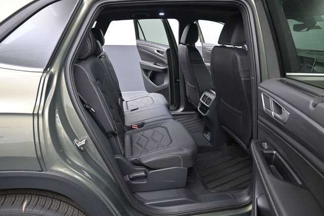 New 2026 Volkswagen Atlas Cross Sport SE AWD/4WD image 13