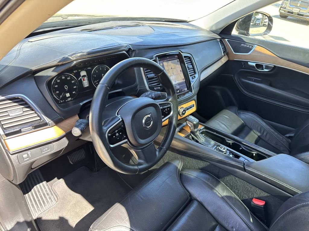 Used 2016 Volvo XC90 T6 Inscription w/ Vision Package image 19