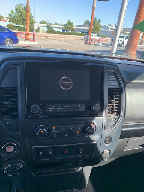 Used 2022 Nissan Titan SV AWD/4WD image 23