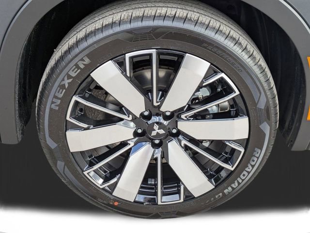 New 2026 Mitsubishi Outlander SE image 11