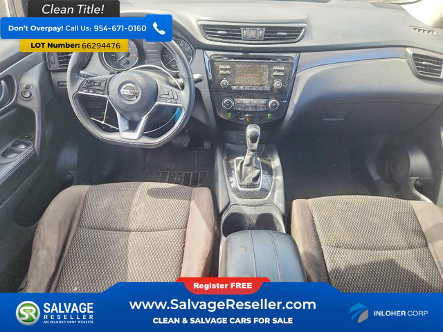 Used 2018 Nissan Rogue Sport S FWD image 11