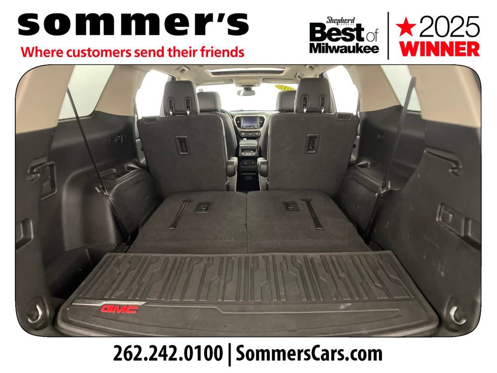 Used 2017 GMC Acadia Denali w/ Technology Package AWD/4WD image 29