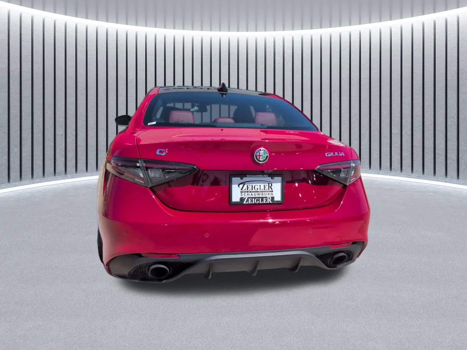 Used 2024 Alfa Romeo Giulia Veloce image 12