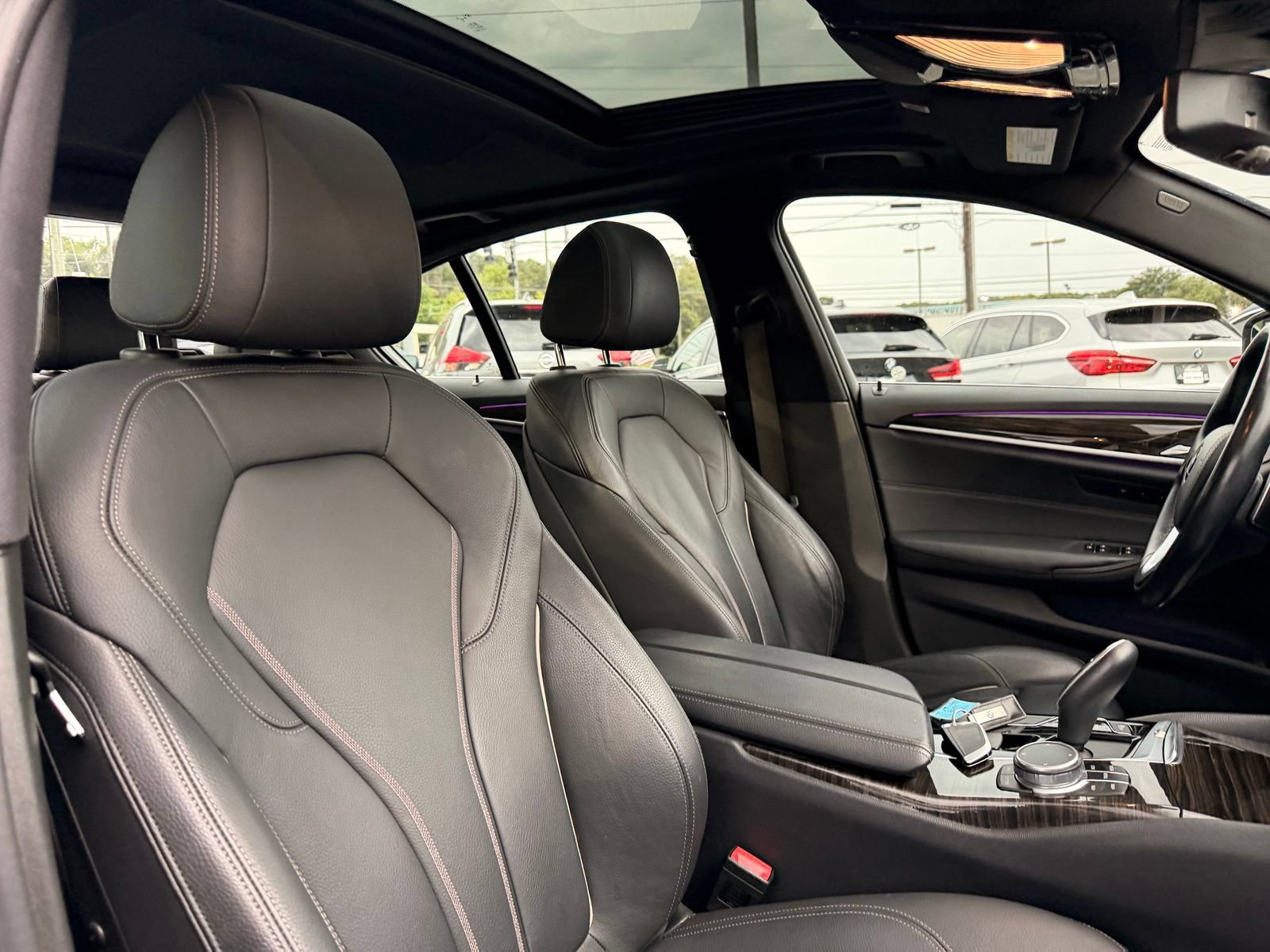 Used 2019 BMW 530i w/ Convenience Package RWD image 39