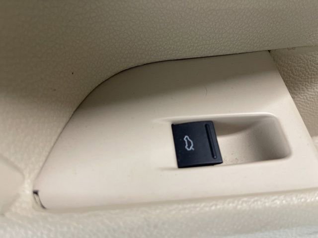 Used 2012 Volkswagen Jetta SE image 19