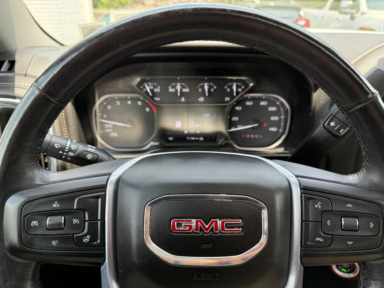 Used 2019 GMC Sierra 1500 SLT w/ SLT Premium Package image 28