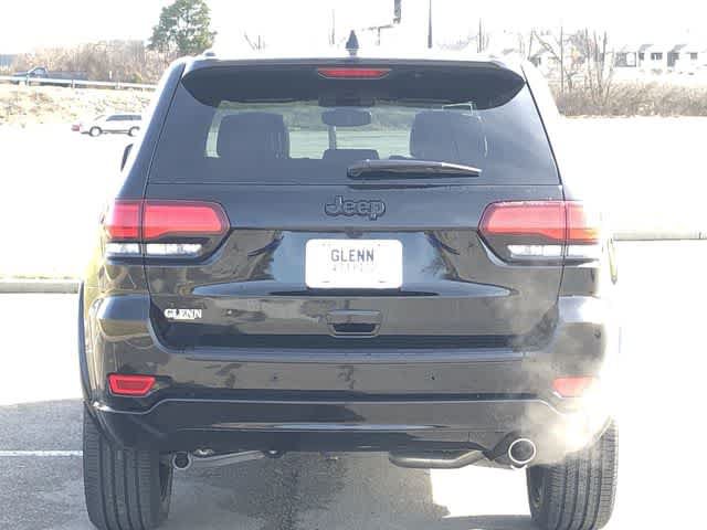 Used 2019 Jeep Grand Cherokee Altitude AWD/4WD image 12
