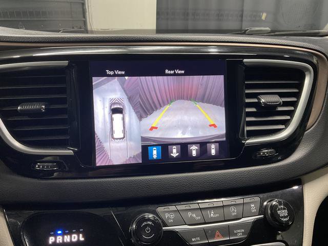 Used 2019 Chrysler Pacifica Touring-L Plus w/ Advanced Safetytec Group image 27