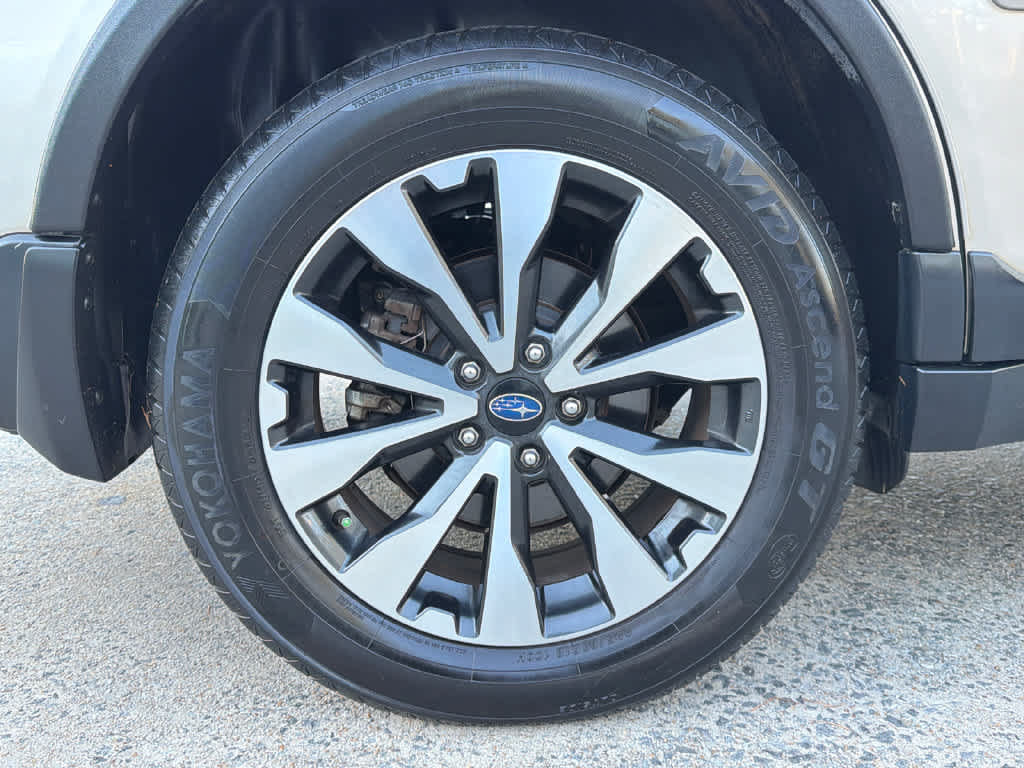 Used 2017 Subaru Outback 2.5i Limited AWD/4WD image 17