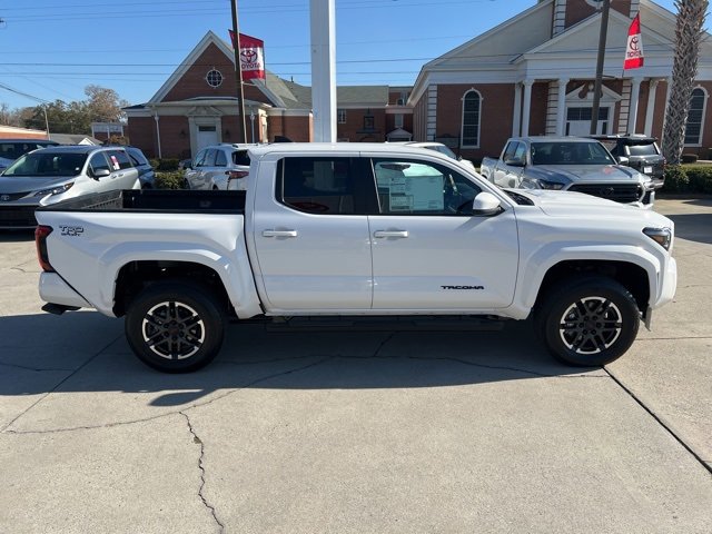 New 2025 Toyota Tacoma TRD Sport image 7