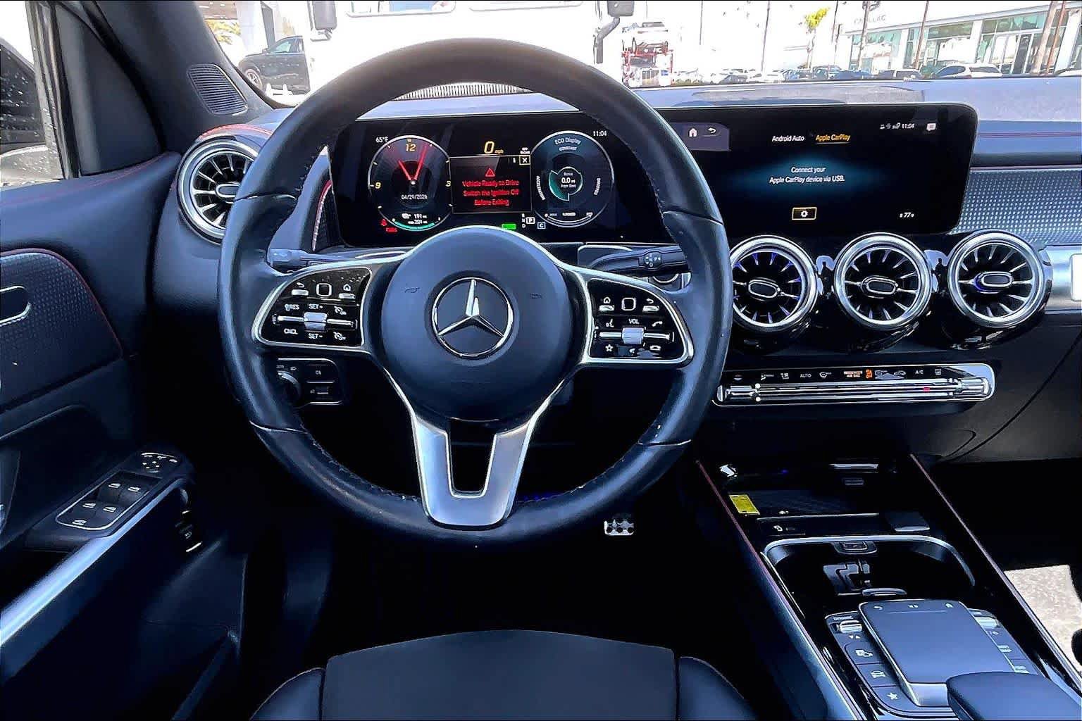 Used 2023 Mercedes-Benz EQB 300 4MATIC image 5