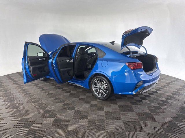 Used 2023 Kia Forte GT-Line w/ GT-Line Premium Package image 16