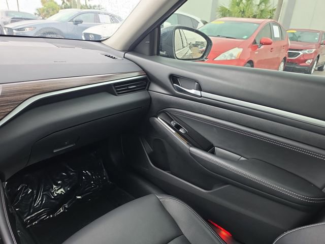 Used 2020 Nissan Altima 2.5 Platinum FWD image 8