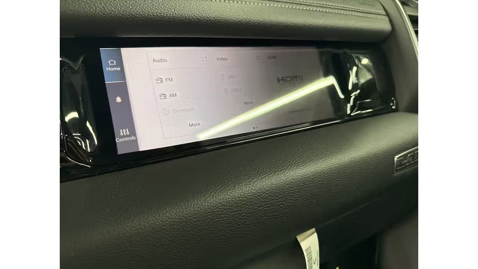 Used 2026 RAM 1500 Laramie w/ Night Edition image 15