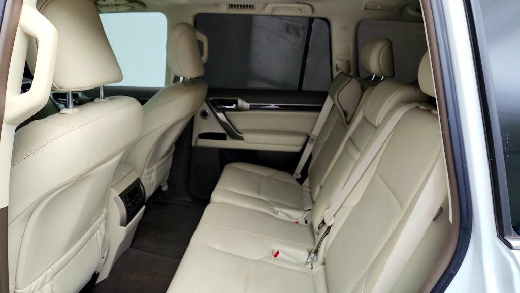 Used 2019 Lexus GX 460 Luxury AWD/4WD image 22