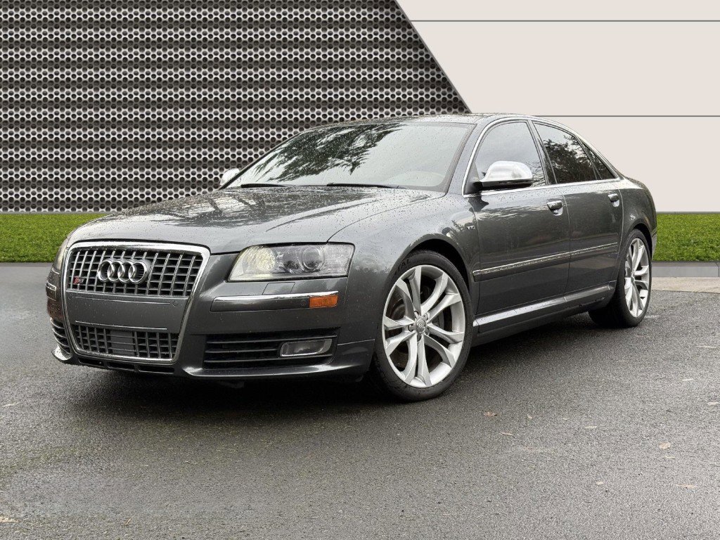 Used 2009 Audi S8 image 3