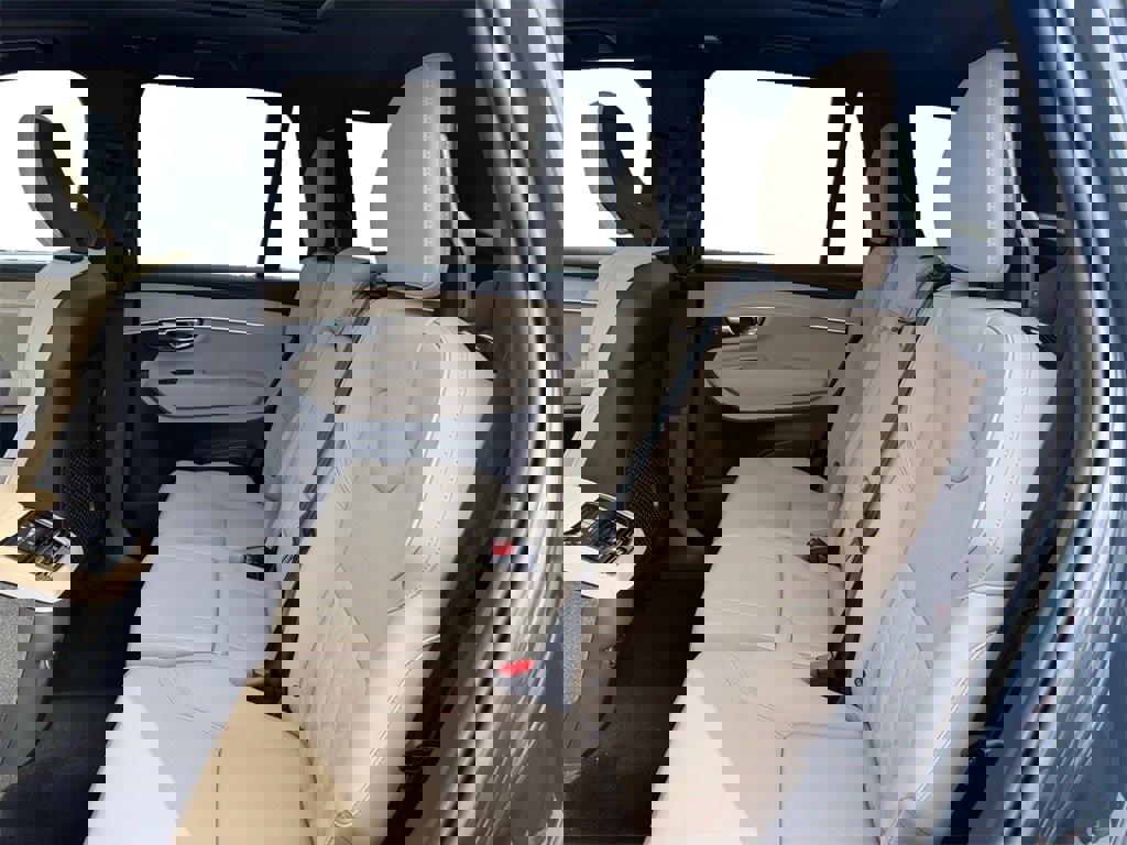 New 2026 Volvo XC90 B6 Plus w/ Protection Package Premier image 21