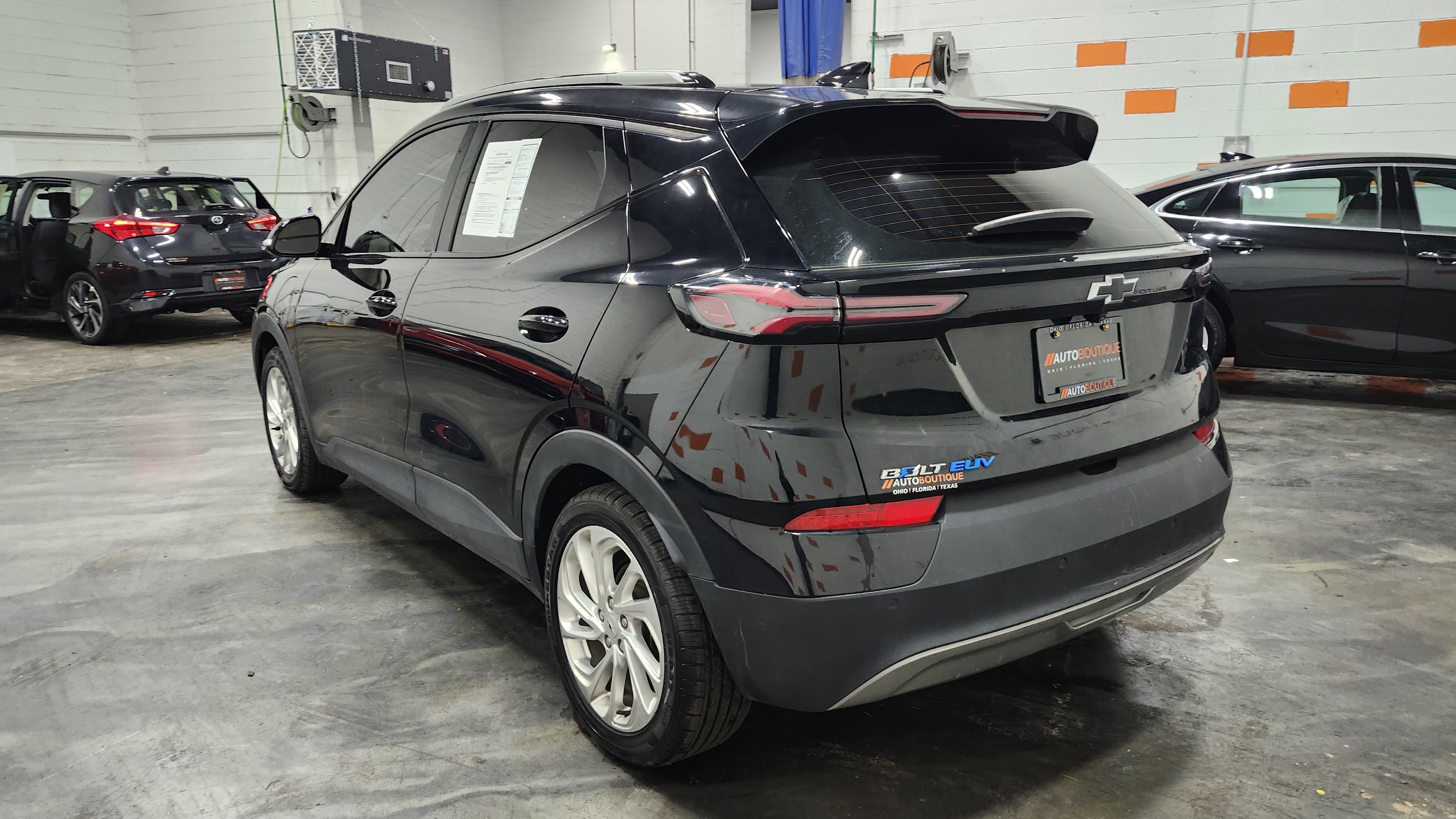 Used 2023 Chevrolet Bolt EUV LT w/ Driver Confidence Package image 13