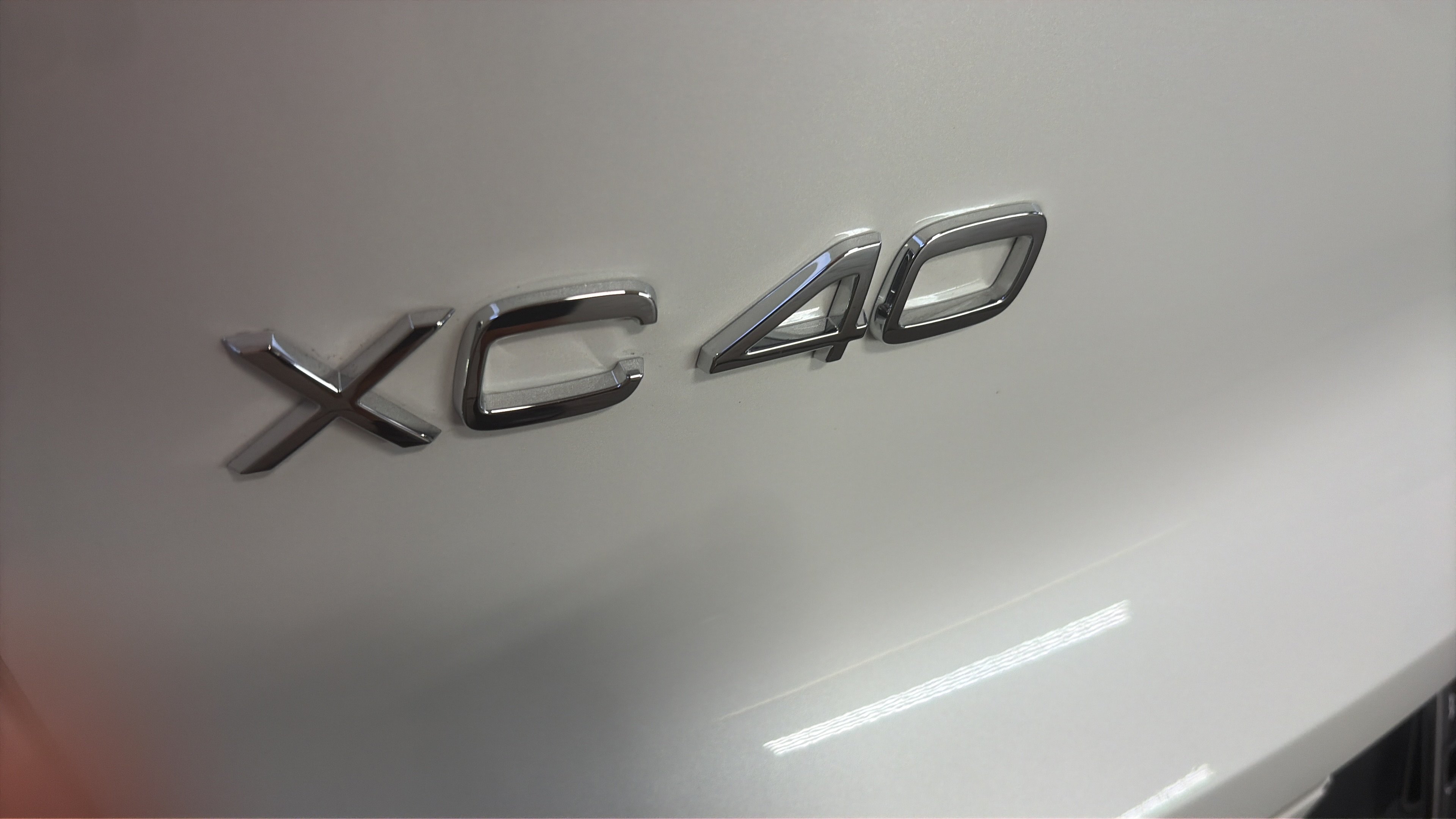 Used 2026 Volvo XC40 B5 Plus w/ Protection Package Premier AWD/4WD image 35