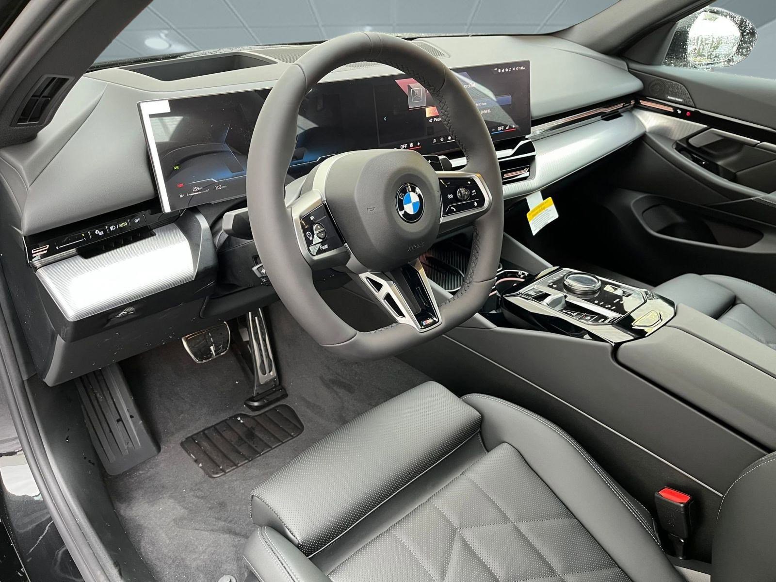New 2026 BMW 530i w/ M Sport Package RWD image 3