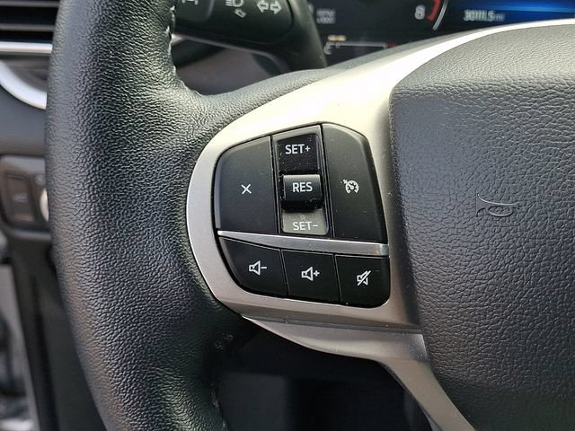 Used 2022 Ford Explorer XLT w/ Equipment Group 202A AWD/4WD image 22