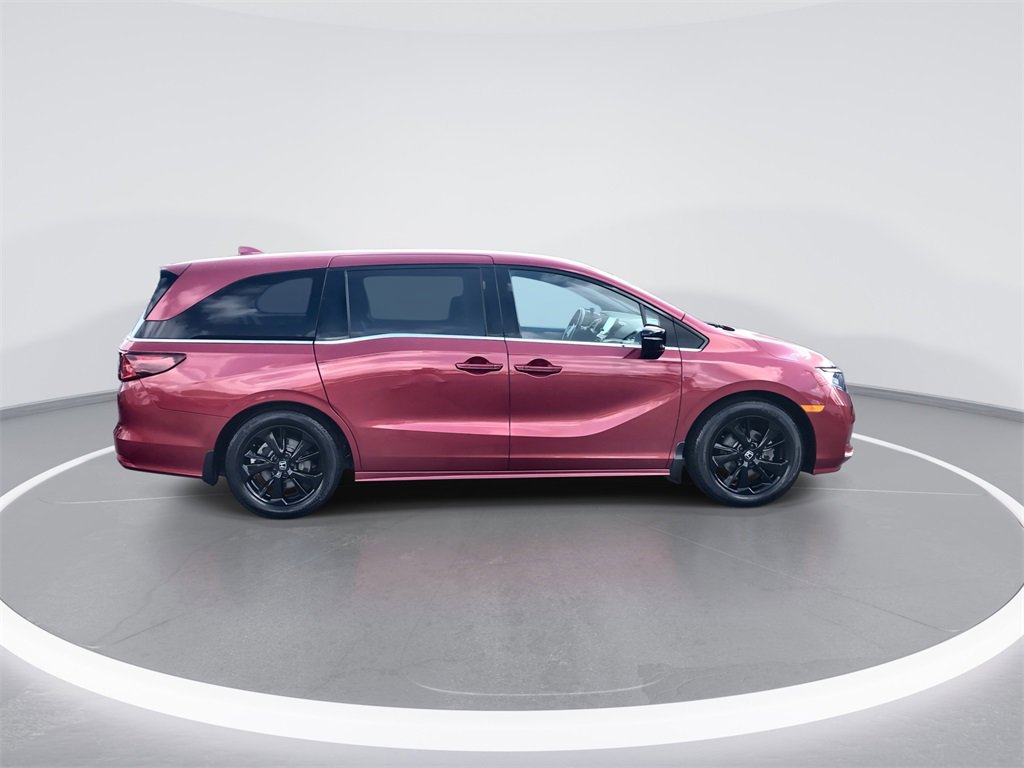Used 2023 Honda Odyssey Sport image 9