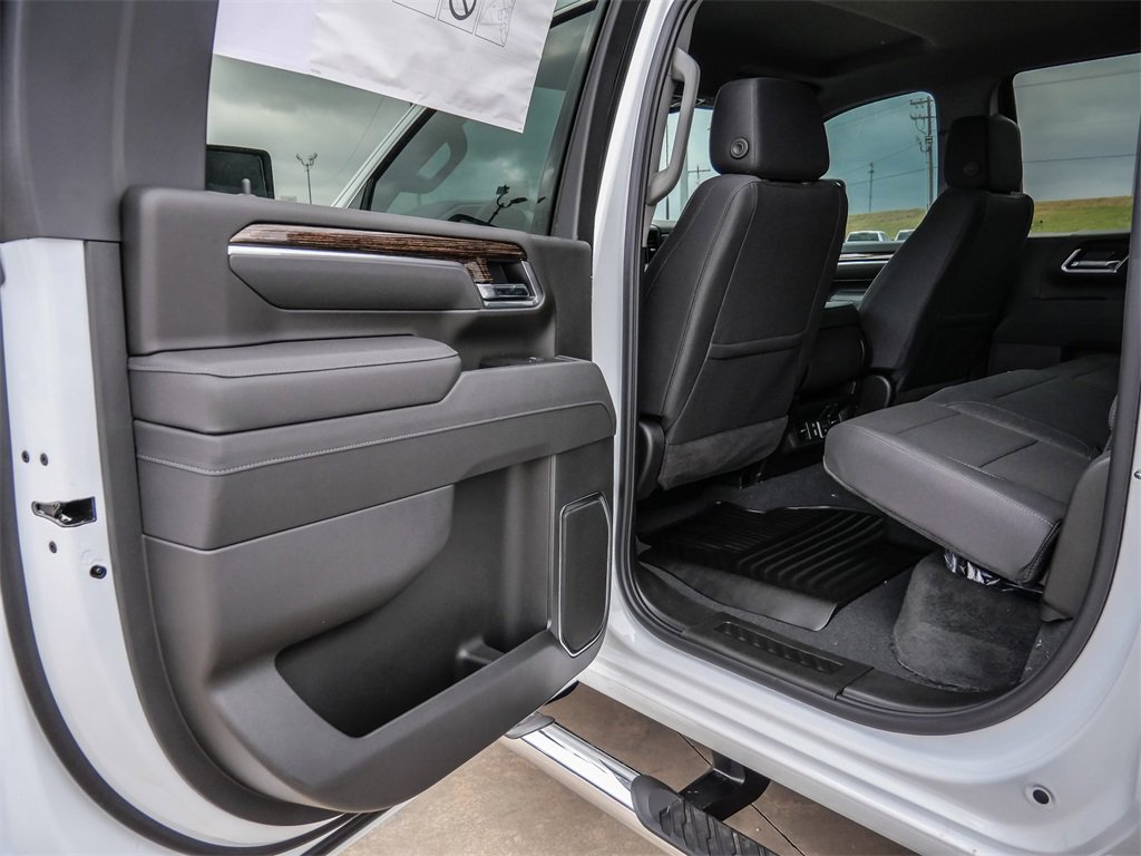 New 2026 GMC Sierra 3500 SLE w/ SLE Value Package image 22