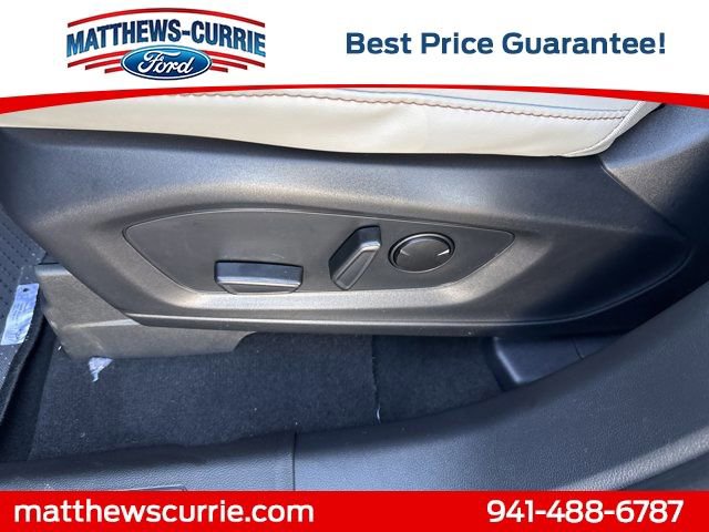 New 2026 Ford Explorer Active image 10