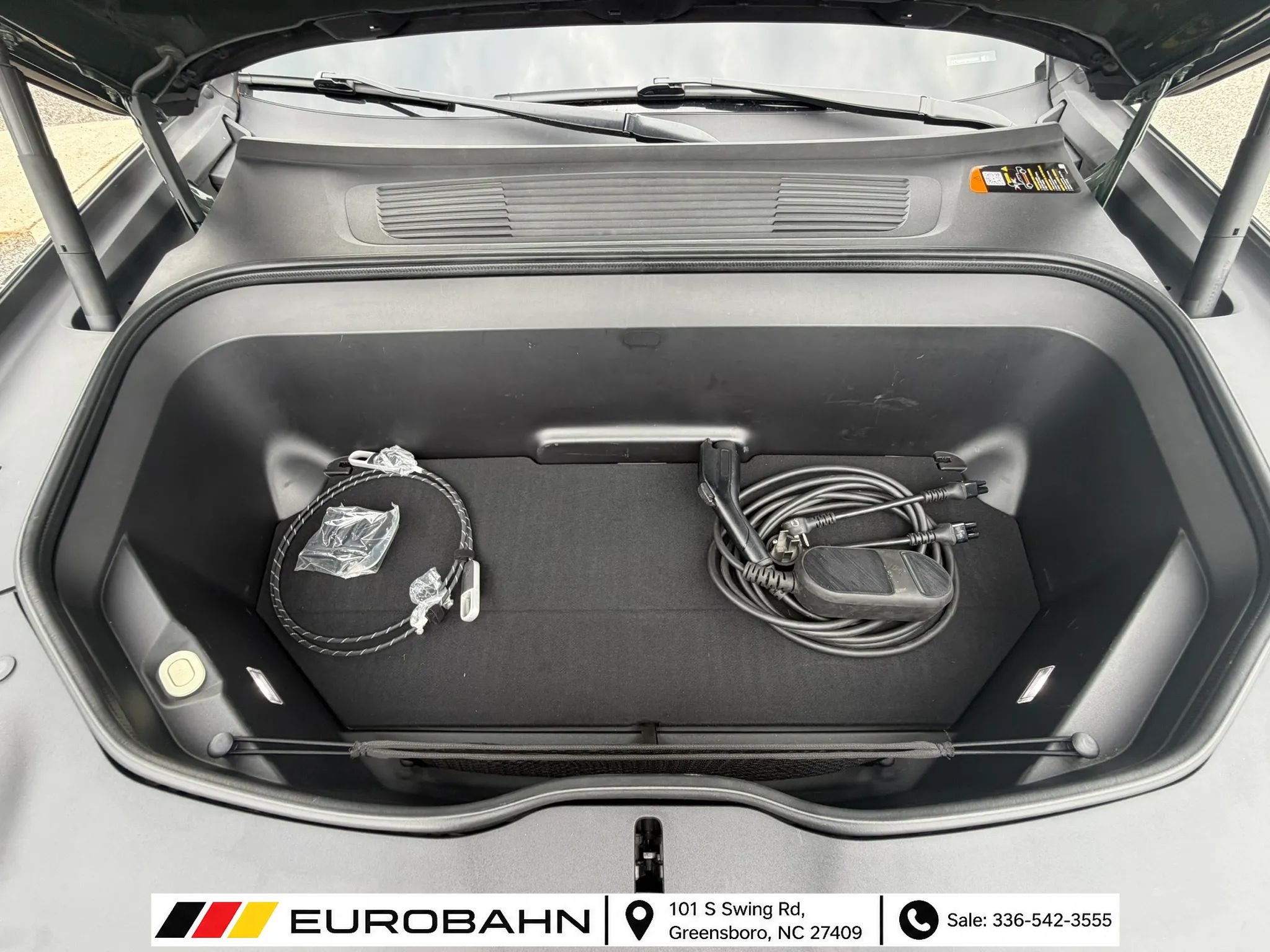 Used 2023 Rivian R1T Adventure Dual AWD/4WD image 30