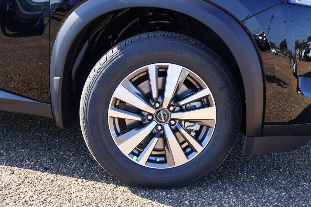 New 2025 Nissan Pathfinder SL image 16