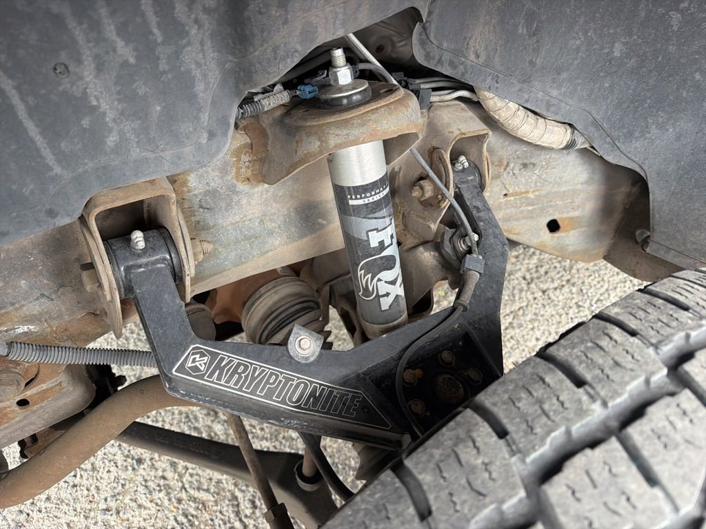 Used 2006 Chevrolet Silverado 2500 LT w/ Skid Plate Package image 10