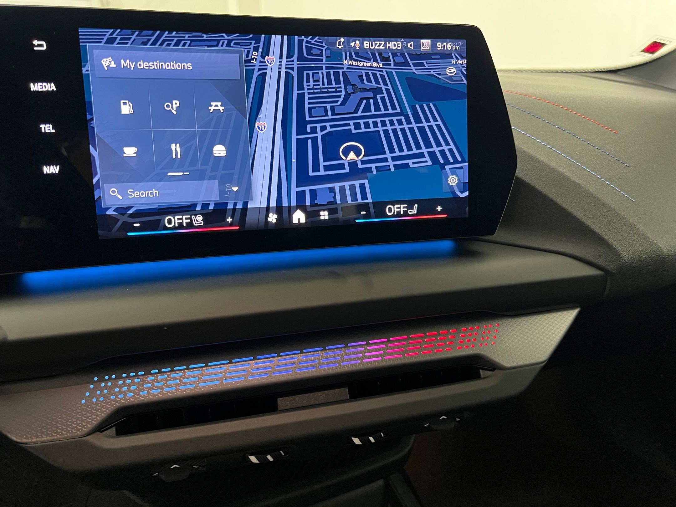 Used 2025 BMW M235i xDrive w/ Premium Package AWD/4WD image 28