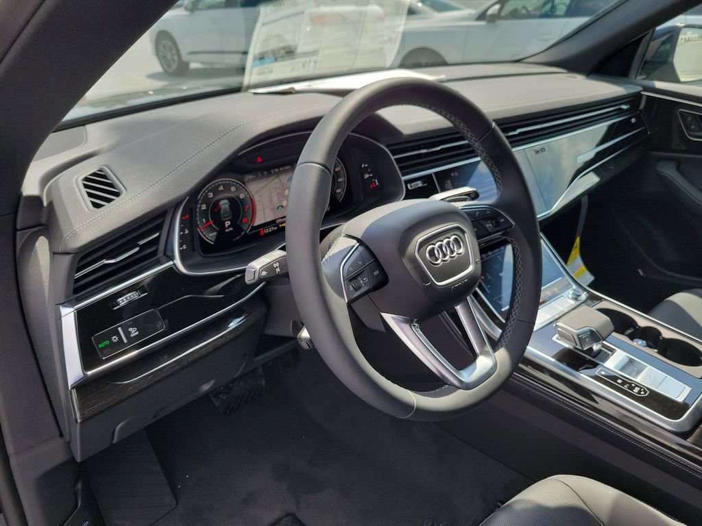New 2026 Audi Q8 Premium Plus image 7