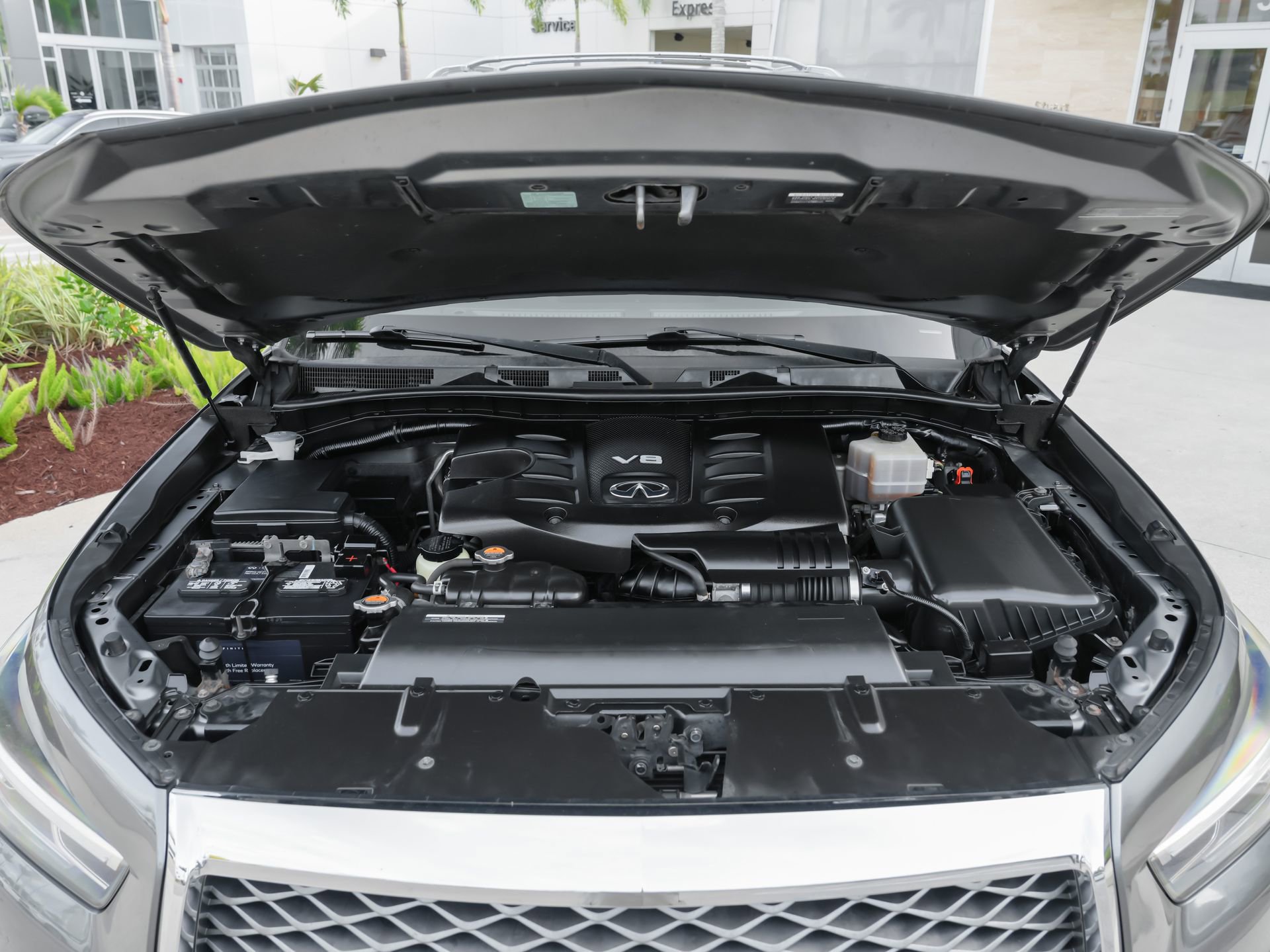 Certified 2019 INFINITI QX80 Luxe w/ All-Season Package RWD image 47
