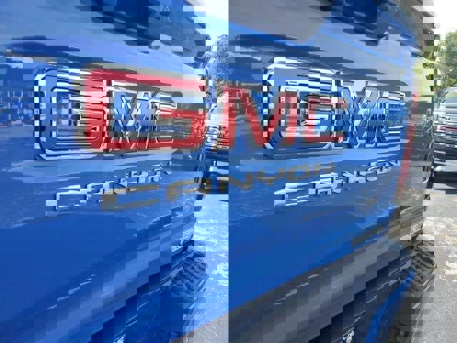 New 2026 GMC Canyon Elevation image 5