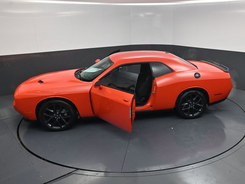Used 2023 Dodge Challenger SXT w/ Blacktop Package image 24