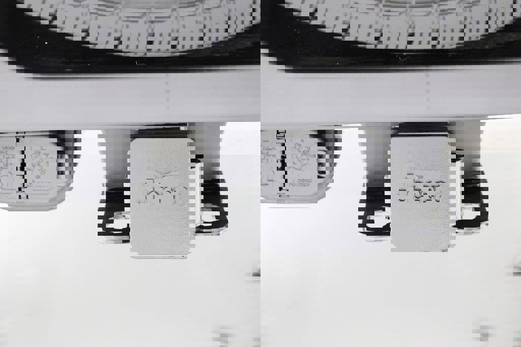 Used 2024 Jeep Wrangler Sahara w/ Technology Group image 11