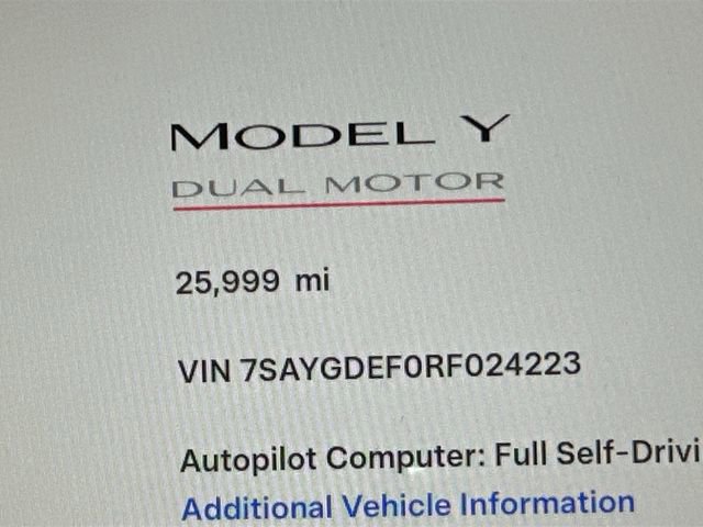 Used 2024 Tesla Model Y Performance AWD/4WD image 16