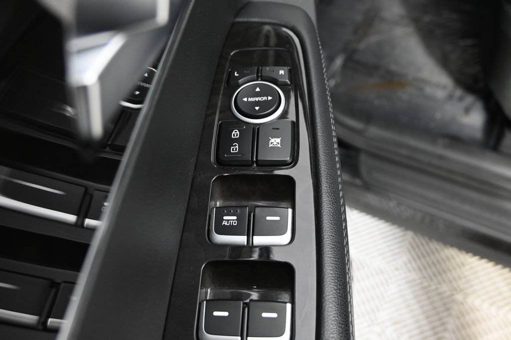 Used 2018 Kia Sorento FWD image 20