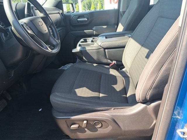 Used 2022 Chevrolet Silverado 1500 Custom AWD/4WD image 27