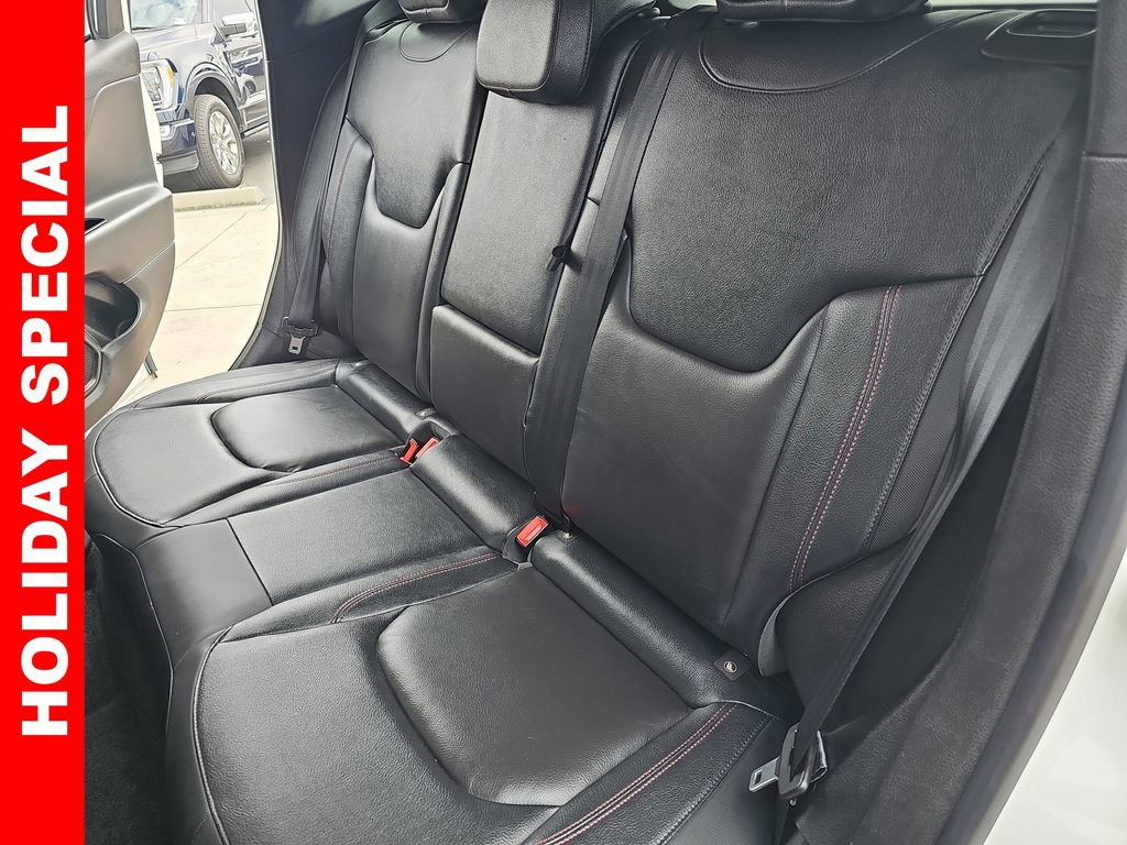 Used 2022 Jeep Renegade Trailhawk image 13