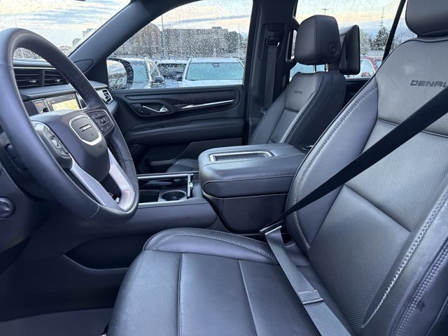 Used 2023 GMC Yukon Denali w/ LPO, Floor Liner Package image 5