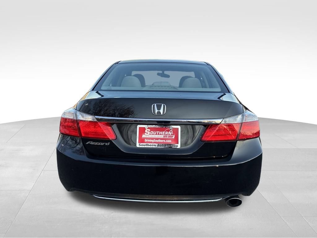 Used 2013 Honda Accord LX image 4