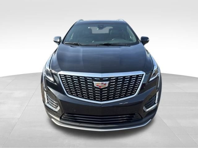 Certified 2023 Cadillac XT5 Premium Luxury AWD/4WD image 2