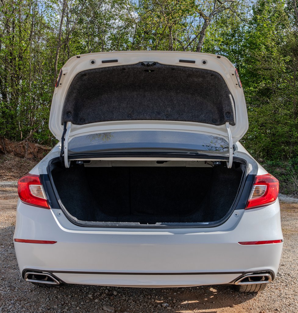Used 2019 Honda Accord Sport image 9