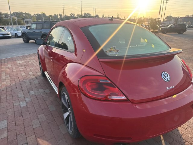 Used 2012 Volkswagen Beetle 2.0T FWD image 8